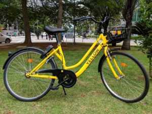 Primeira noite de bicicletas compartilhadas em Curitiba tem 4 furtos: “Achado não é roubado”