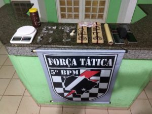 Em dois dias, Polícia Militar fecha duas bocas de fumo, apreende drogas e prendem autores em Coxim